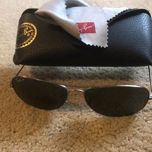 polarized ray ban aviators